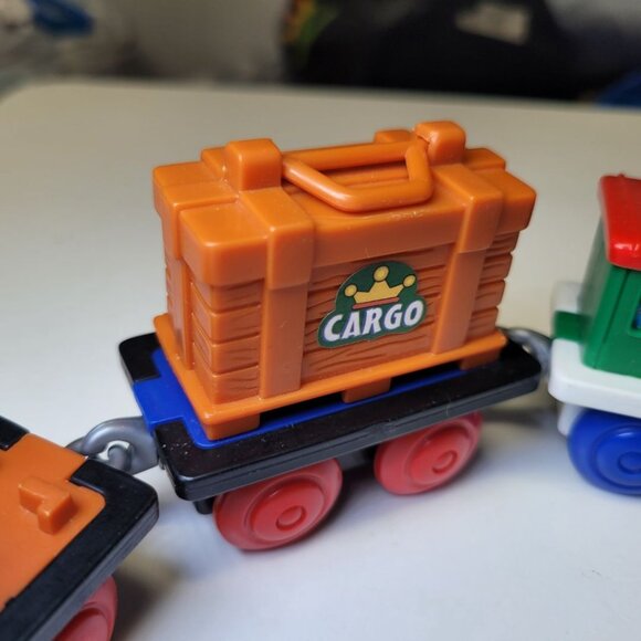 Keenway Train Set Accessories Plastic Toy Vintage Kids Replacement Cargo Barrel - Picture 4 of 9